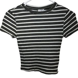 Cute H&M crop short sleeve striped top size small